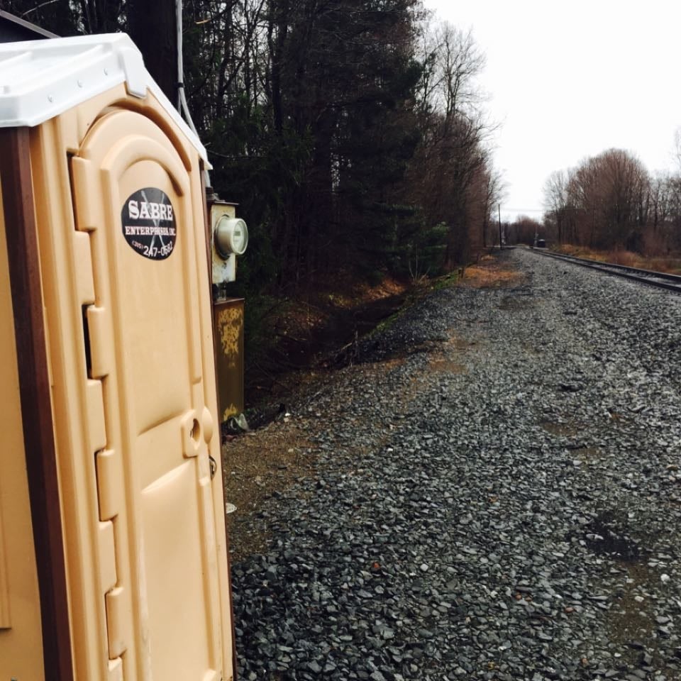 Professional ADA Portable Restroom professionals